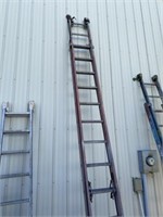 24 Foot Fiberglass Ladder