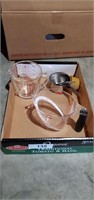 (2) Measuring Cups [(1) Glass Pyrex] +