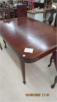 Mahogany Dining Room Table, 5 leg support