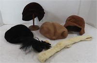 Vintage Women's Hats-lot