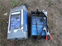 NAPA 12 Volt Battery Charger