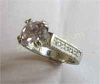 18K gold filled, very sparkly ring