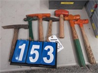 GROUPING ASSORTED HAMMERS