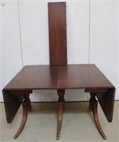 Dining Table w/3 Leaves