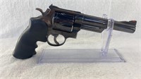 Smith & Wesson, 44 Mag