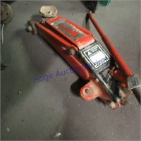 2-Ton hydraulic floor jack w/ handle