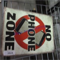 No Phone Zone sign, 12.5 x 16