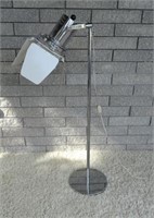 HOLLYWOOD FLOOR-STANDING SPOT LAMP