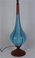MID-CENTURY CERAMIC TABLE LAMP