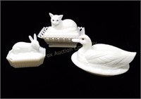 (3) Milk Glass Animals on Nest-Rabbit-Cat-Duck
