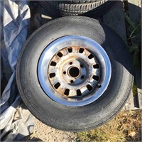 Used 1 Tire On Rim F70-14