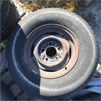 Used 1 Tire On Rim P235/75R15