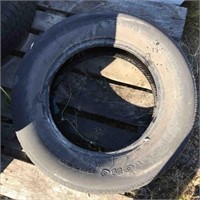 Used 1 Tire 215/65R16