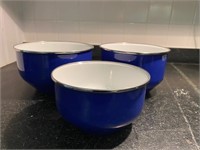 SET OF THREE BLUE ENAMELED MIXING BOWLS