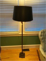 ANTIQUE BRASS FLOOR LAMP