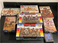 LOT- BOXED PLASTIC SOLDIERS