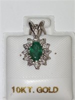 $900 10K  Emerald(0.45ct) Diamond(I1-3, 0.32ct) Pe