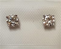 $1700 14K  Diamond(SI2-I1, 0.6ct) Earrings