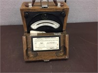 WESTON D.C. VBOLT METER MODEL 45