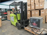 CLARK ELECTRIC FORKLIFT 3 STAGE