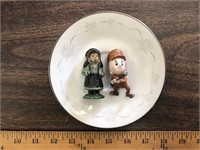 CHINA PLATE AND IRON FIGURES