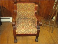 Claw-foot Vintage Sitting Chair, Aztec Pattern