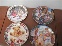 4 Teddy Bear Decorative Plates