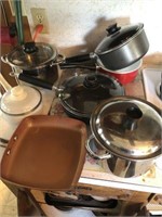 Group of metal cookware