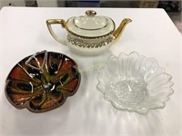 Tea Pot, Dishes