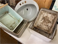 Porcelain sink and refrigerator pans