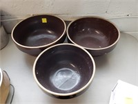 3 Stoneware Mixing Bowls