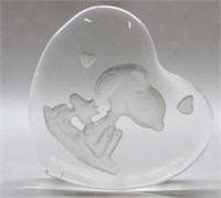 Peanuts Snoopy Glass Heart Paperweight