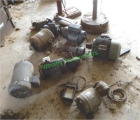 (8) +/- Electric Motors in Group