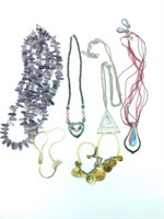 Necklaces/Jewelry