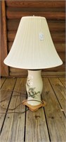 Reverse Painted Glass Lamp w/Gold Finch Birds