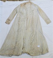 Antique Victorian Cotton Ladies Dressing Gown