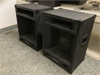 Set of Yamaha stage speakers