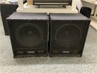 Yamaha stage speakers
