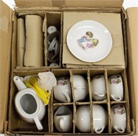 Vintage Child's tea set, in original box