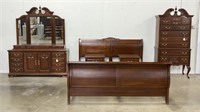 Mahogany King Bedroom Suite with 5 Pieces