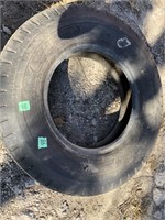 like new truck tire 9.00-20