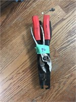 3 pliers, 1 wire cutter