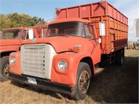 1976 IHC 1600 Load Star Truck