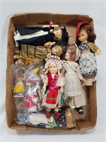 Lot of 9 Vintage / Antique Mixed Small Dolls