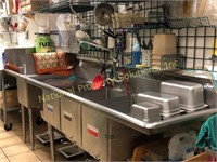 Stainless Steel Three Compartment Sink with Overhe