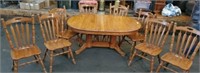 Oak Dining Room Table with 8 Chairs and 2 Leaves