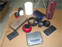 GROUP OF SPEAKERS, RADIOS & MISC (UNKNOWN WORKING)