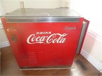 Ideal Drink Coca-Cola Cooler