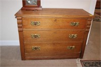 3 Drawer Oak Chest 28.5" x 40.5" x 18"