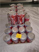 30 Pop Coca-Cola Classic Cans
